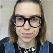 Offro lezioni individuali o per piccoli gruppi (max 3 persone) di Inglese, Spagnolo, Italiano e materie umanistiche (italiano/letteratura, storia, geografia e storia dell'arte) in presenza sulla città di Pavia e online per tutta Italia ed estero. 
Lavoro